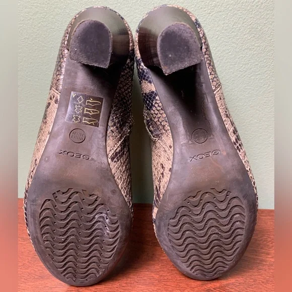 Geox Respira | Snakeskin Print Italian Leather Booties - EU 38 - Picture 9 of 10